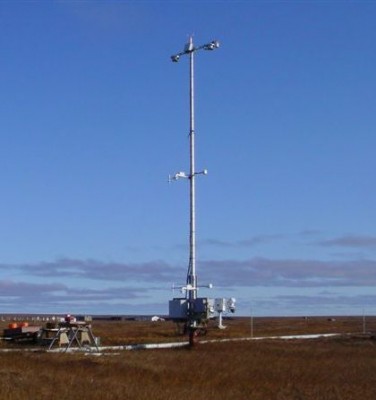A clear day in Atqasuk shows off the newly upgraded met tower. The new sensors at both Barrow and Atqasuk can be monitored and maintained remotely.
