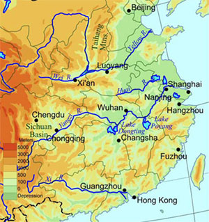 Onshore winds and a mountain range to the west of Shanghai form a natural basin which traps particulates in the air above the Yangtze River delta region.  (Illustration courtesy of Patricia Ebrey, University of Washington)